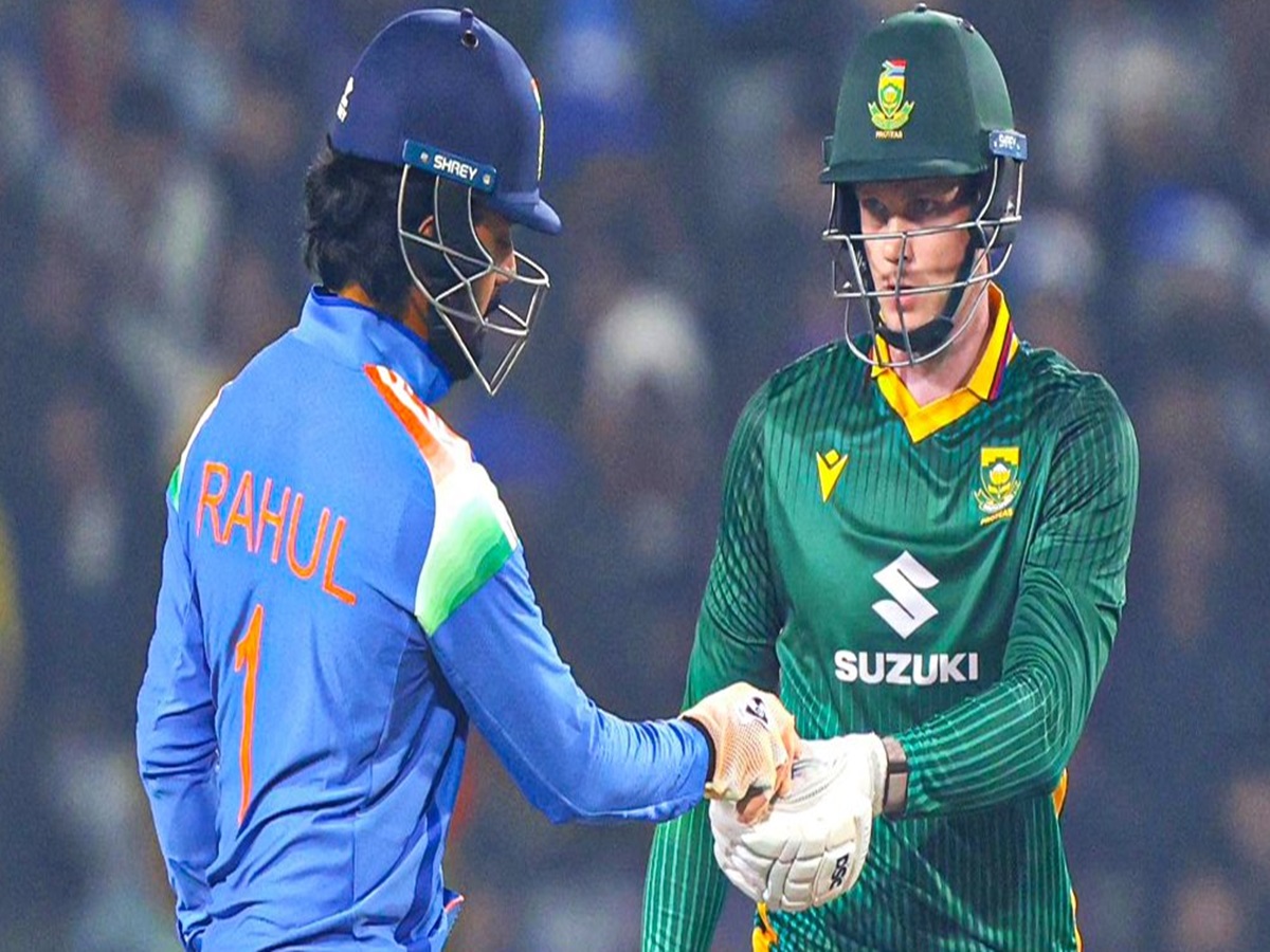 IND vs SA: ବେକାର ଗଲା କୋହଲି-ଋତୁରାଜଙ୍କ ଶତକ, ଭାରତ ବିପକ୍ଷରେ ଐତିହାସିକ ବିଜୟ ହାସଲ କଲା ଦକ୍ଷିଣ ଆଫ୍ରିକା IND vs SA: ବେକାର ଗଲା କୋହଲି-ଋତୁରାଜଙ୍କ ଶତକ, ଭାରତ ବିପକ୍ଷରେ ଐତିହାସିକ ବିଜୟ ହାସଲ କଲା ଦକ୍ଷିଣ ଆଫ୍ରିକା