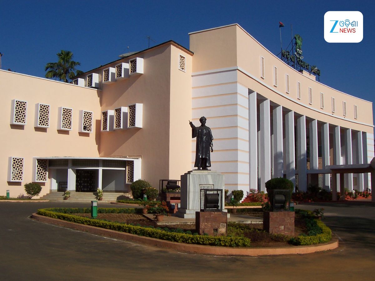 Odisha Assembly: ଫେରିଲା ମୁଲତବୀ, ଦିନ ସାଢେ ୧୧ଟା ପର୍ଯ୍ୟନ୍ତ ଗୃହକୁ ମୁଲତବୀ Odisha Assembly: ଫେରିଲା ମୁଲତବୀ, ଦିନ ସାଢେ ୧୧ଟା ପର୍ଯ୍ୟନ୍ତ ଗୃହକୁ ମୁଲତବୀ