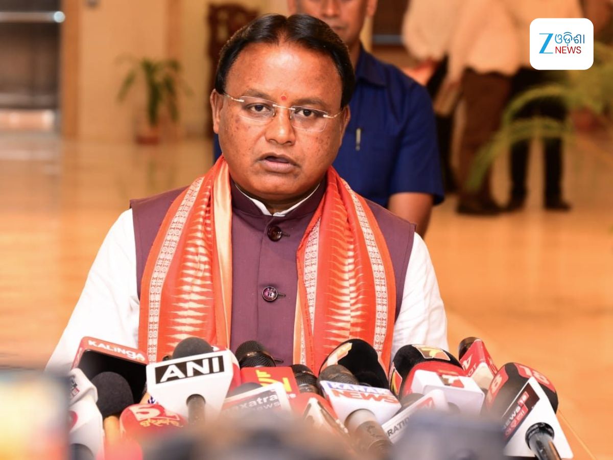 Odisha News: ଭୁବନେଶ୍ୱରରୁ ରାଉରକେଲାକୁ ଉଡିବ ବିମାନ Odisha News: ଭୁବନେଶ୍ୱରରୁ ରାଉରକେଲାକୁ ଉଡିବ ବିମାନ