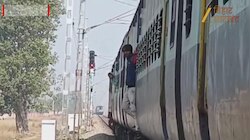 जब एक ही ट्रैक पर आ गईं 2 ट्रेनें, फिर लोको पायलट ने कर दिया वो काम, जिससे...