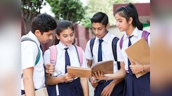 विवादों में 7वीं क्लास की NCERT बुक, मंदिरों की लूट और इस्लाम फैलाने का जिक्र