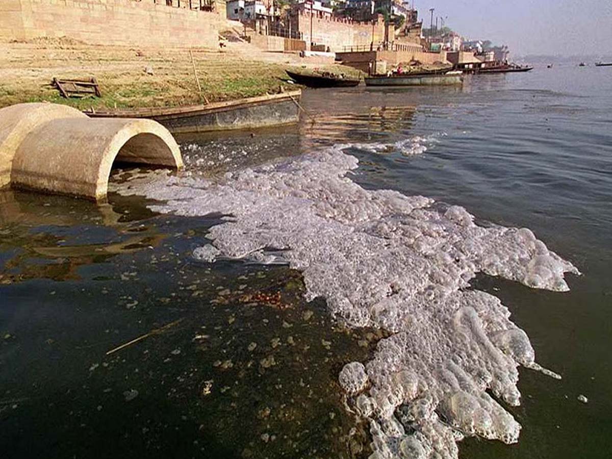 गंगा जल को बचाने की बढ़ रही चुनौतियां