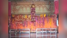 यहां न प्रतिमा, न पिंडी, फिर भी आस्था का सैलाब, जानिए क्या है इस पूज्य स्थल की कहानी