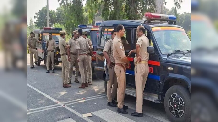 Aligarh में गौरक्षा के नाम पर हिंसा, मुस्लिम व्यापारी की बेरहमी से पिटाई