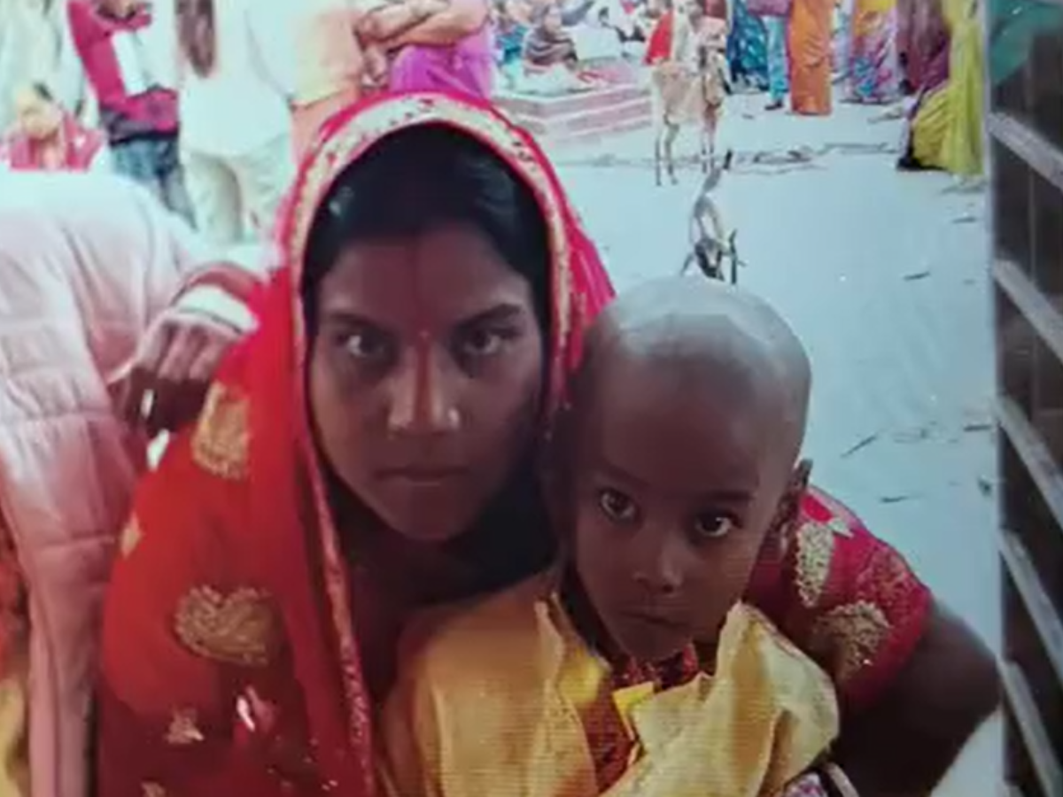 ब्लाउज से इस कदर लगाव कि गुड़िया ने दे दी अपनी जान, बेगूसराय की यह खबर दिमाग घुमा देगी! ब्लाउज से इस कदर लगाव कि गुड़िया ने दे दी अपनी जान, बेगूसराय की यह खबर दिमाग घुमा देगी!
