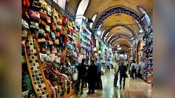 दिल्ली के इस बाजार को कहते हैं जेब खाली करने वाला मार्केट!