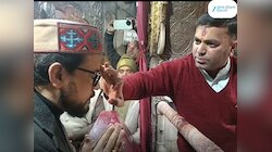 सांसद अनुराग ठाकुर ने माता चिंतपूर्णी के दरबार में की पूजा-अर्चना