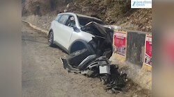कुल्लू में दिल्ली के पर्यटकों का दर्दनाक सड़क हादसा: 5 साल की बच्ची समेत 3 की मौत