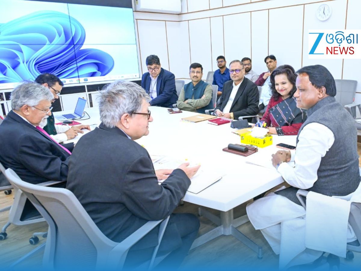 ଲୋକସେବା ଭବନରେ ମୁଖ୍ୟମନ୍ତ୍ରୀଙ୍କୁ ଭେଟିଲେ 'NITI ' ଆୟୋଗ ଭାଇସ୍ ଚେୟାରମ୍ୟାନ୍ ଲୋକସେବା ଭବନରେ ମୁଖ୍ୟମନ୍ତ୍ରୀଙ୍କୁ ଭେଟିଲେ 'NITI ' ଆୟୋଗ ଭାଇସ୍ ଚେୟାରମ୍ୟାନ୍