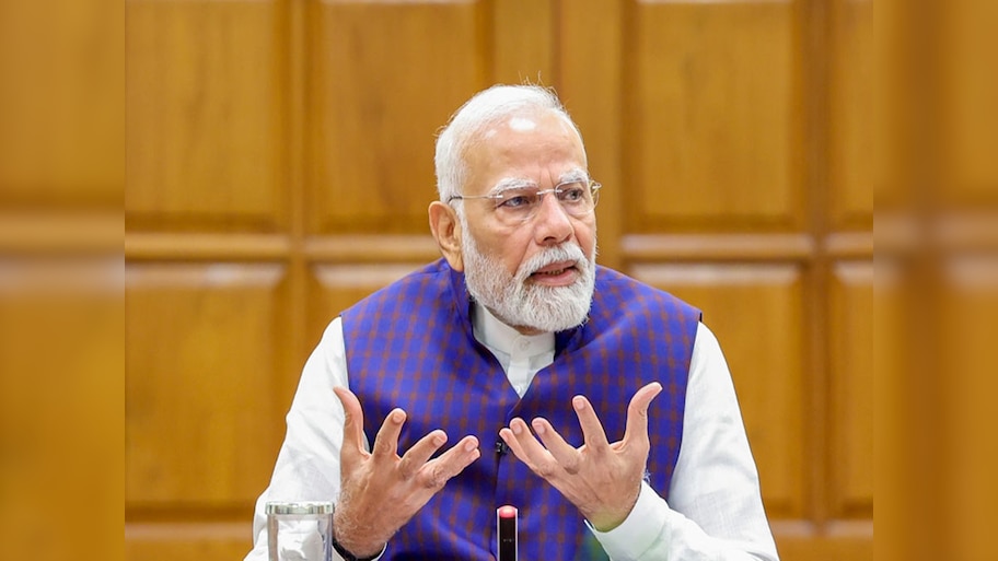 Budget 2026: "ସଂସ୍କାର ଏକ୍ସପ୍ରେସରେ ଆଜିର ଭାରତ": ବଜେଟ୍‌କୁ 'ଐତିହାସିକ' କହି ପ୍ରଶଂସା କଲେ ପ୍ରଧାନମନ୍ତ୍ରୀ ମୋଦୀ