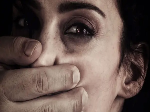 UP News: “तीसरी पत्नी बन जाओ”,  बहू ने किया इनकार तो ससुर अहमद बना हैवान