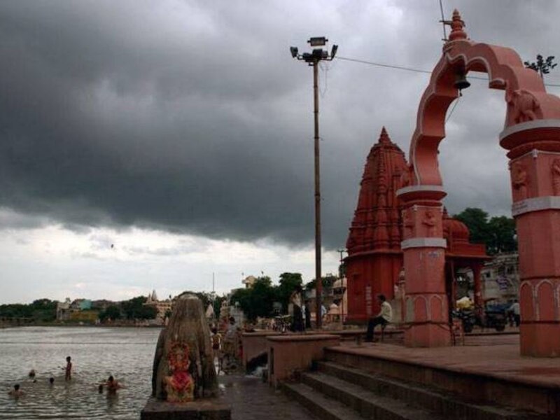 कर्ण के अंतिम संस्कार से जुड़ी है कहानी