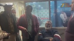 VIDEO: आधी रात को सांसद पप्पू यादव को गिरफ्तार करने पहुंची पुलिस, तो हो गया हंगामा