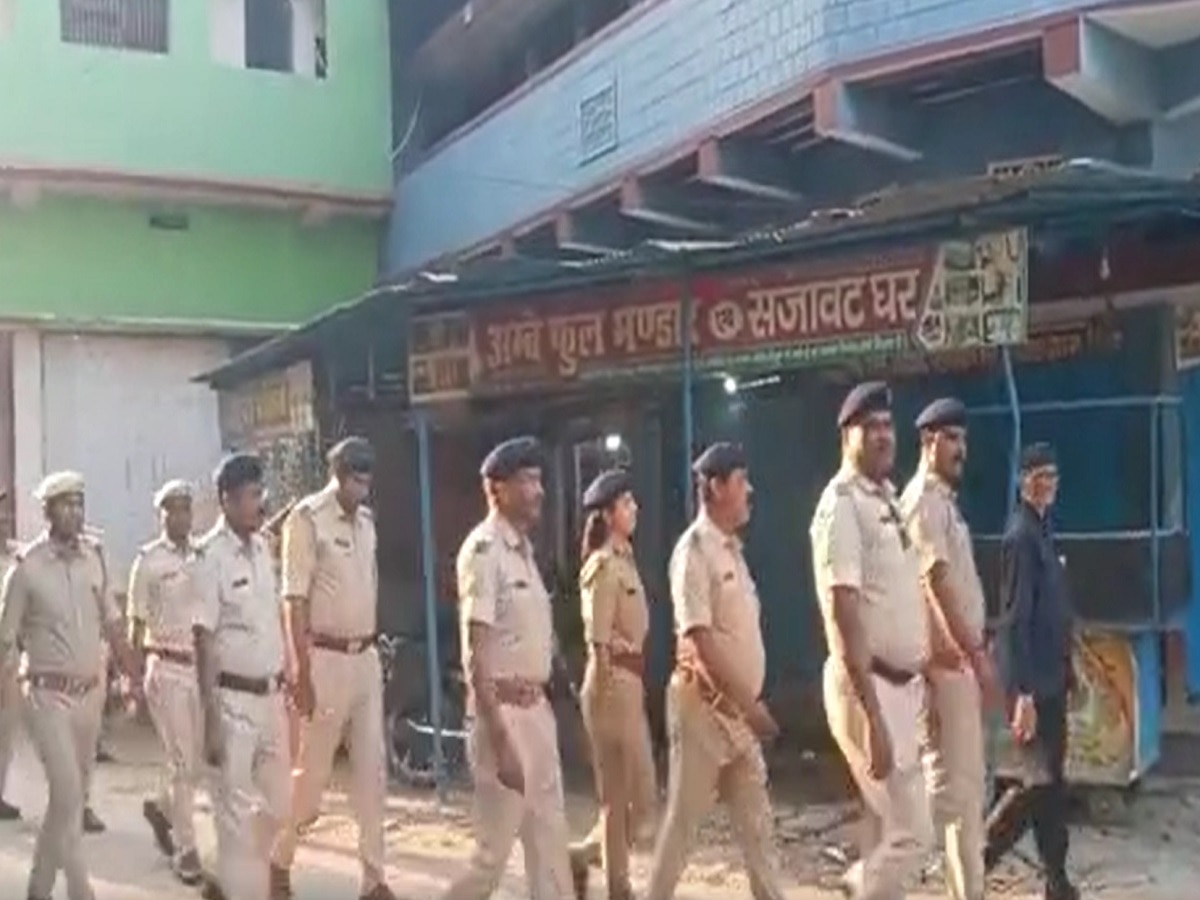 Forces deployed at every nook and cranny in Siwan ahead of Ram Navami ...