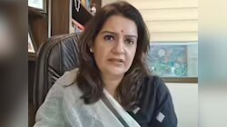 नक्सलवाद पर संग्राम! प्रियंका चतुर्वेदी ने श्रेय लेने पर उठाए सवाल, BJP को घेरा