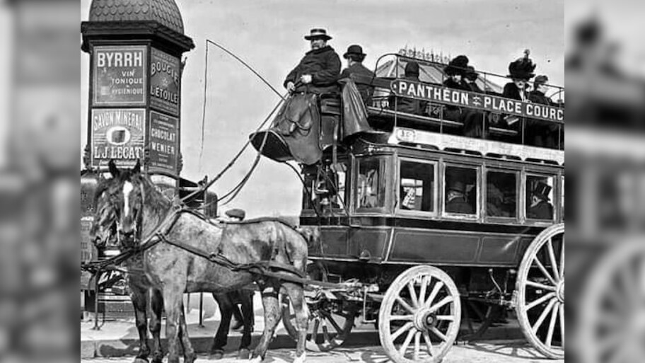 Did you know How the World First Public Bus Started in Paris by Blaise ...