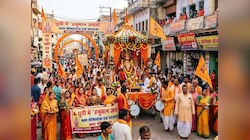 हनुमान जयंती पर लखीमपुर खीरी में 11 किमी पदयात्रा, अयोध्या में ध्वजारोहण दिखी