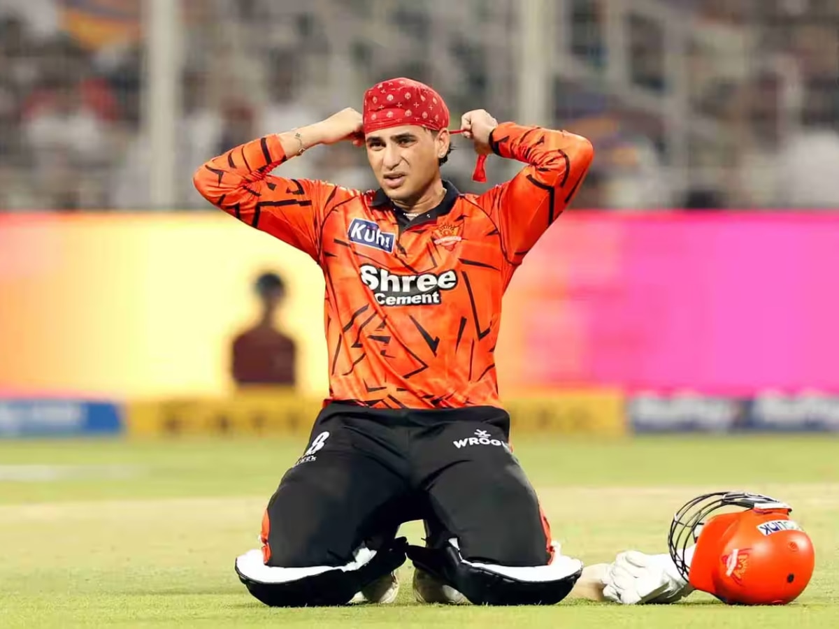 Out or not out Abhishek Sharma unhappy as third umpire upholds on field ...