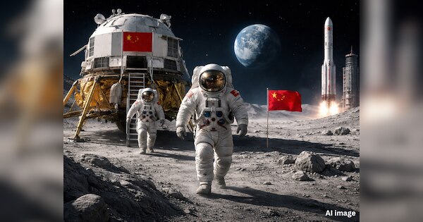 china aims for crewed moon landing 2030 lanyue lander and long march 10 ...