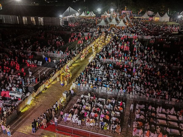 60000 people witness Samrat Vikramaditya spectacle in varanasi, unique ...