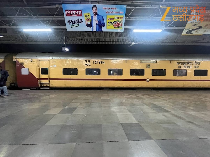 indore railway station redevelopment project under boarding alighting ...