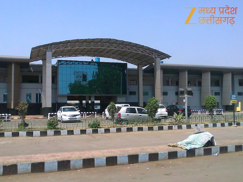 रायपुर स्टेशन