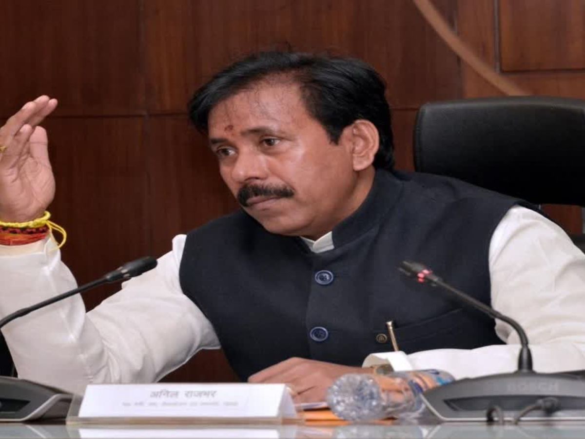 Anil Rajbhar Yogi Govt Minister Anil Rajbhar attacked on Akhilesh Yadav over women ...