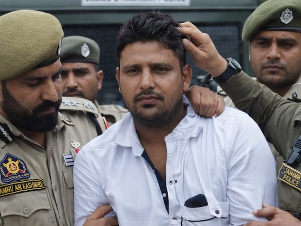 Major success for police in the valley, narco-terrorist with PAK connection Gulzar Ahmed arrested; had been on the run for a long time