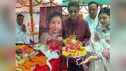 गंगा में विसर्जित हुईं आशा भोसले की अस्थियां, दादी को आखिरी विदाई देते रो पड़ीं जनाई