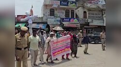 झज्जर में महिला कर्मचारियों के अपमान पर भड़के सफाईकर्मी, डीएमसी का फूंका पुतला