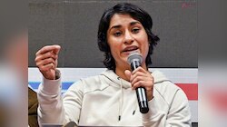 विनेश फोगाट को बड़ा झटका, डोपिंग टेस्ट मिस करने पर नोटिस, क्या लग जाएगा 2 साल का बैन