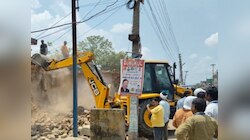 बुलडोजर चला, खुला रास्ता... सालों के अतिक्रमण से मिली आजादी