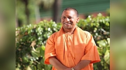 पैतृक गांव पहुंचे CM योगी,प्राण प्रतिष्ठा कार्यक्रम में होंगे शामिल, जानें कार्यक्रम
