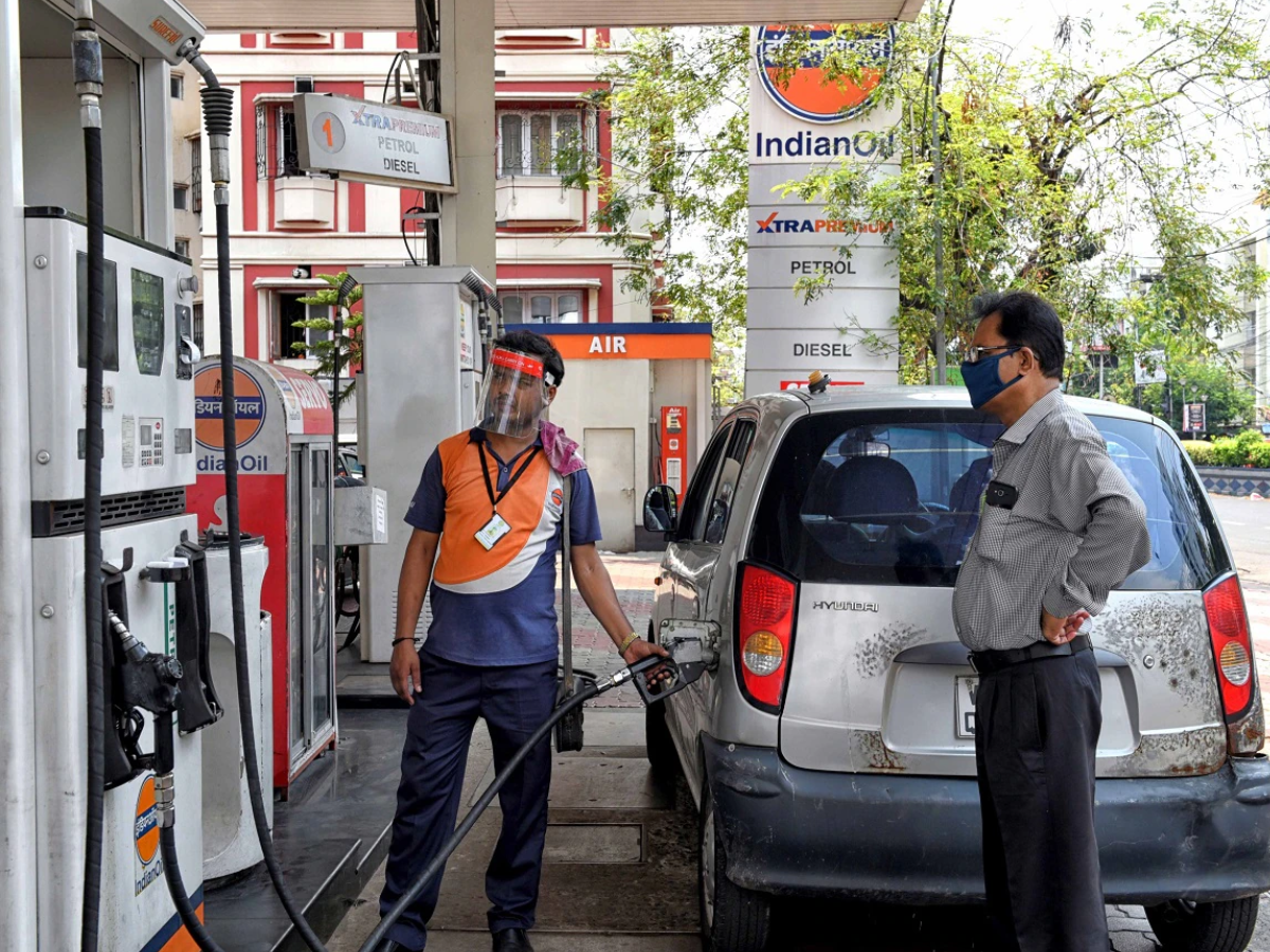 petrol diesel price today 11 May 2026 in up fuel ka bhav tel ka daam ...