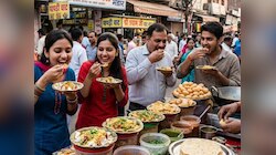 चाट की राजधानी दिल्ली में चख लें आलू टिक्की से लेकर दही भल्ले का स्वाद