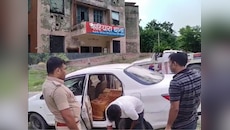 सीतामढ़ी पुलिस का बड़ा एक्शन: टाटा सफारी और होंडा कार से 1104 लीटर नेपाली शराब बरामद