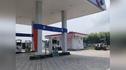 किशनगंज में पेट्रोल पंप बंद होने से मची अफरा-तफरी, तेल भरवाने बंगाल जा रहे लोग