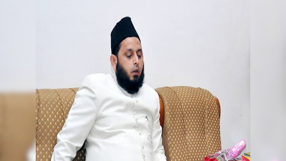 बकरीद से पहले लखनऊ में हेल्पलाइन शुरू; कुर्बानी और नमाज को लेकर जारी हुई अहम एडवाइजरी