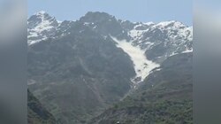 चमोली में ग्लेशियर का हिस्सा टूटा, बद्रीनाथ हाईवे पर आवाजाही रही सुरक्षित