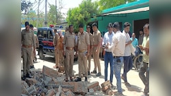 पीलीभीत में निर्माणाधीन मकान की शटरिंग धड़ाम, एक मजदूर की मौत, तीन की हालत गंभीर