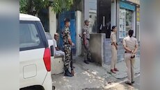 दरभंगाः सुबह-सुबह BDO चंद्र मोहन पासवान के ठिकानों पर EOU की छापेमारी से हड़कंप