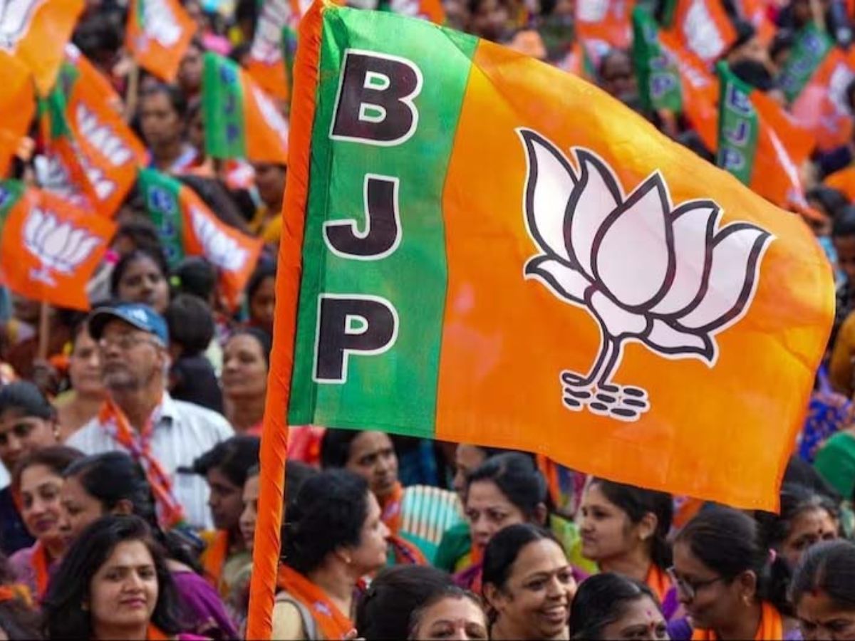 यूपी BJP ने जारी किए 5 जिलाध्यक्षों के नाम, राम सकल पटेल बने वाराणसी के जिलाध्यक्ष यूपी BJP ने जारी किए 5 जिलाध्यक्षों के नाम, राम सकल पटेल बने वाराणसी के जिलाध्यक्ष