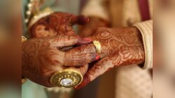 बेटे के लिए दुल्हन ढूंढते समय खूबसूरती नहीं, इन बातों का रखें ध्यान
