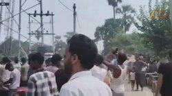 Chhapra News: आज शाम को प्रेमी की होने वाली है शादी, प्रेमिका नाराज होकर टावर पर चढ़ गई