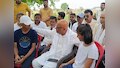 जौनपुर पहुंचे अजय राय, संदीप सिंह के परिजनों से मिले, कानून-व्यवस्था पर सरकार को घेरा