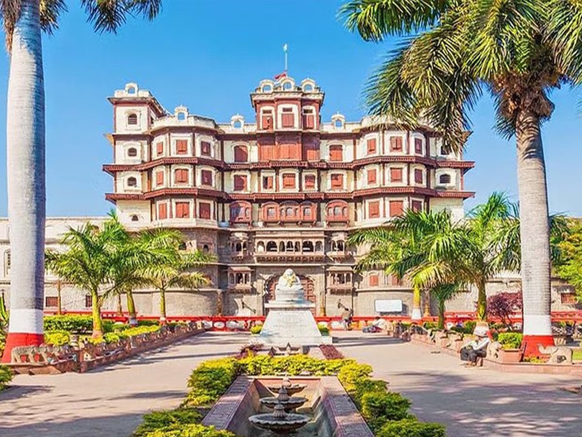 इंदौर है सबसे बड़ा जिला