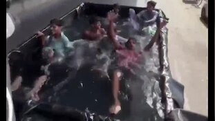 Video: न स्विमिंग पूल, न वाटर पार्क... ट्रैक्टर-ट्रॉली में बच्चों ने खोज लिया ठंडक का इंतजाम