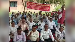27 सूत्री मांगों को लेकर शिक्षकों का 'घेरा डालो, डेरा डालो' आंदोलन तेज