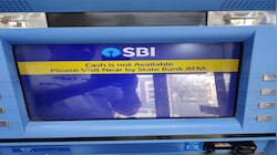 देश में नकदी की बाढ़, फिर ATM मशीनों में क्यों पड़ा है सूखा ?  RBI को लिखी चिट्टी