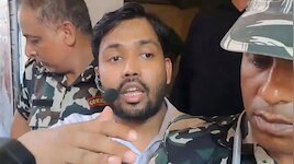 पटना में खान सर सरेंडर करने पहुंचे कोर्ट, हत्या की कोशिश और आर्म्स एक्ट में FIR दर्ज